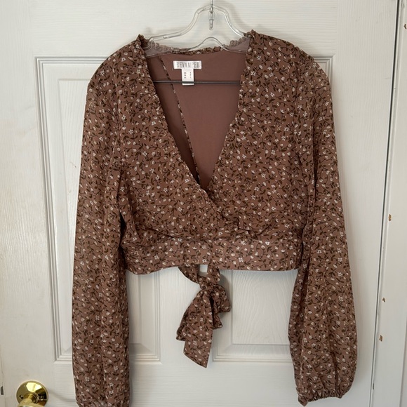 Long sleeve shirt - Picture 1 of 2